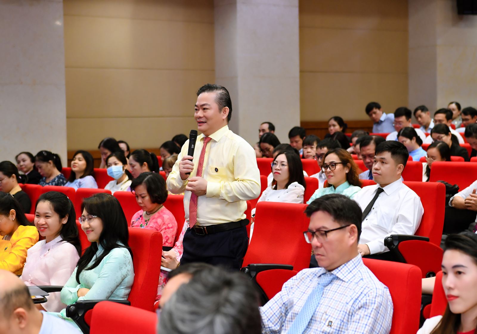 6 Hoi nghi VCNLD.jpg